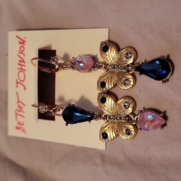 Betsey Johnson butterfly 🦋 mix match - Picture 1 of 4